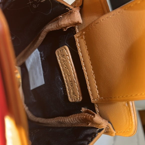 Betsey Johnson Gingerbread XO CAN CAN Girl Crossbody Bag Christmas Multi NWT - Picture 11 of 14